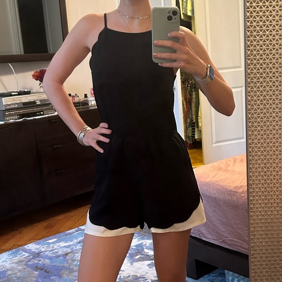 Aqua Scalloped Romper; Navy and White; size S - Picture 4 of 4